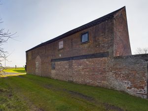Front Barn- click for photo gallery